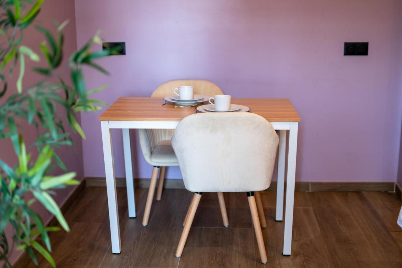 Capstay Color Valenciennes & Netflix Trith-Saint-Leger Eksteriør bilde